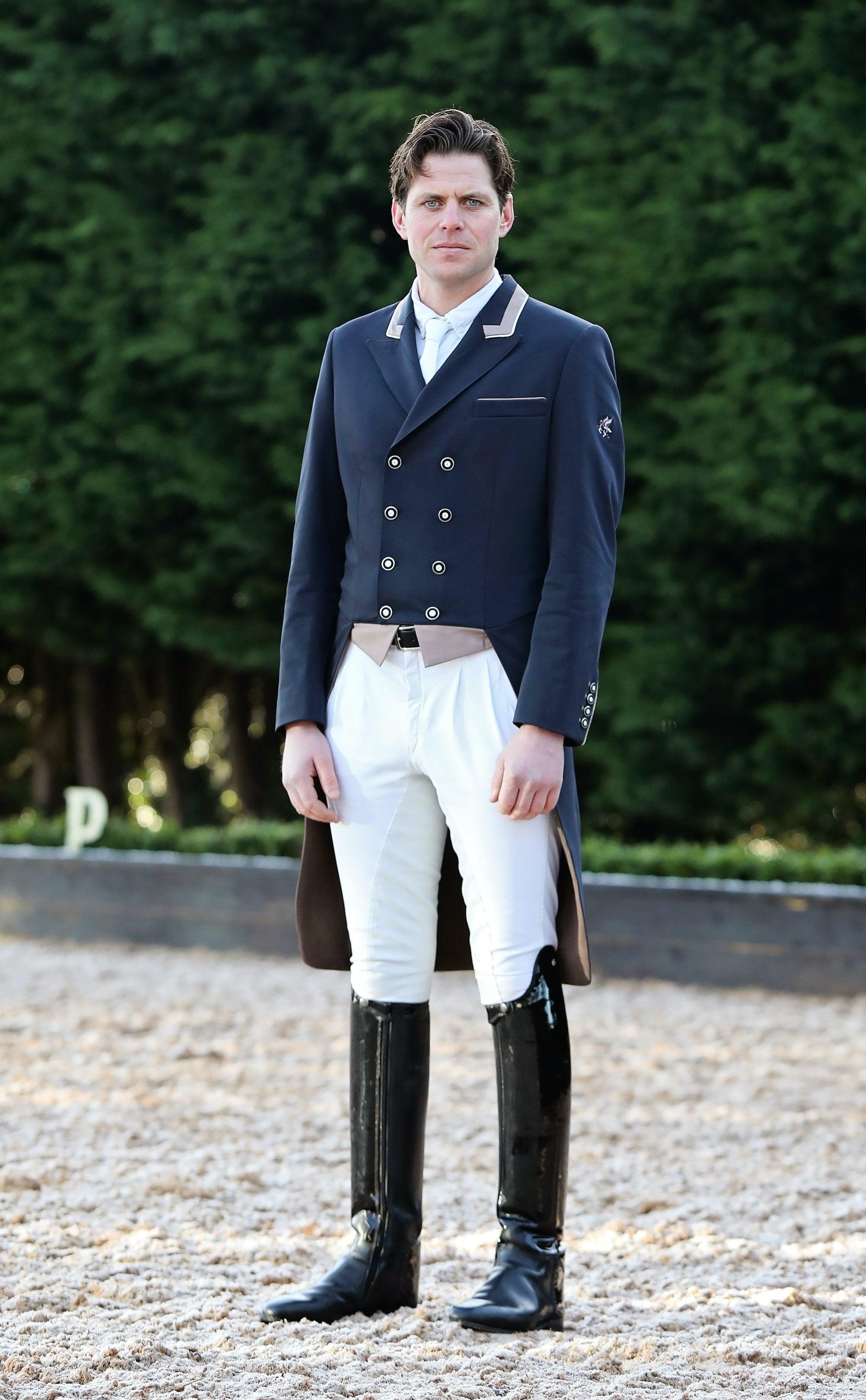 Carl - In Stock - Flying Changes