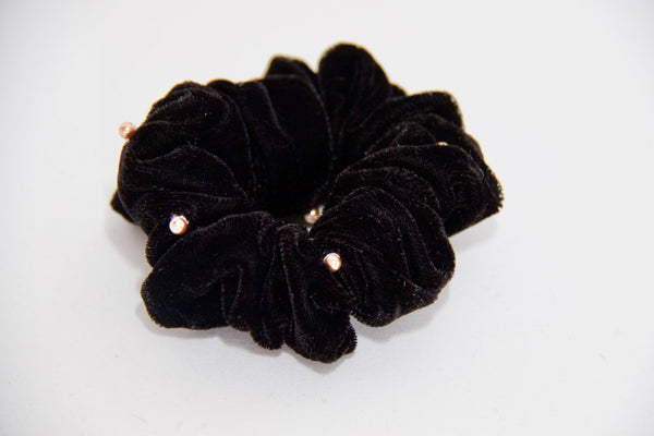 Velvet Scrunchie With Pearls